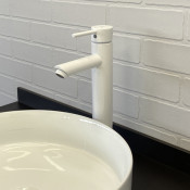 Смеситель для раковины Comforty FC071B-CKBT 00-00006501 белый